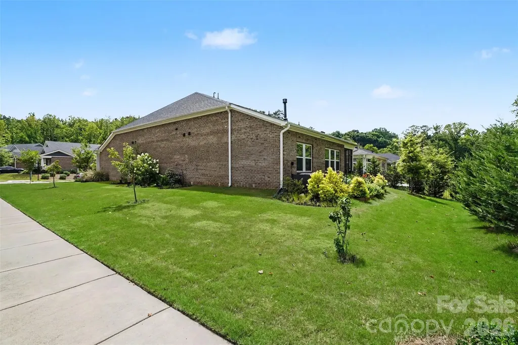 4004 Leyland Court Charlotte NC 28227