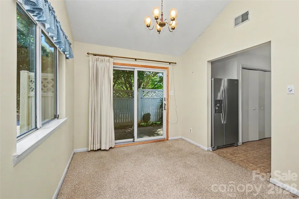 807 Sardis Cove Drive Charlotte NC 28270