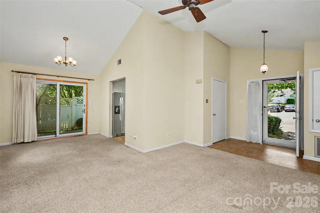 807 Sardis Cove Drive Charlotte NC 28270
