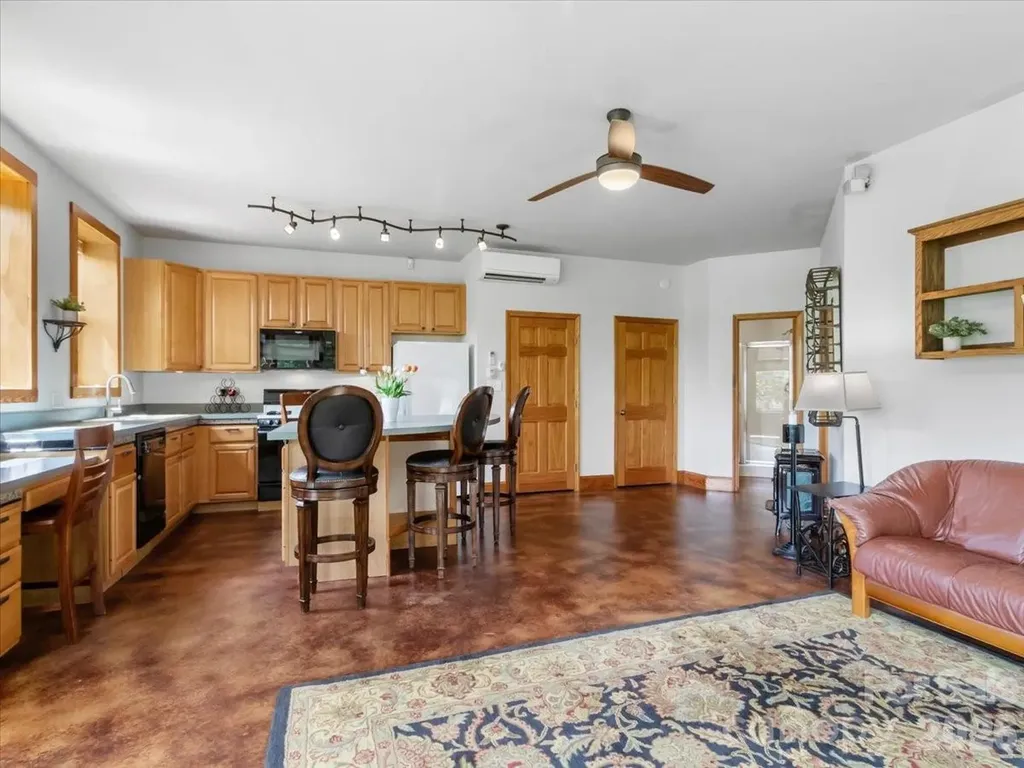 96 Woodrow Avenue Asheville NC 28801