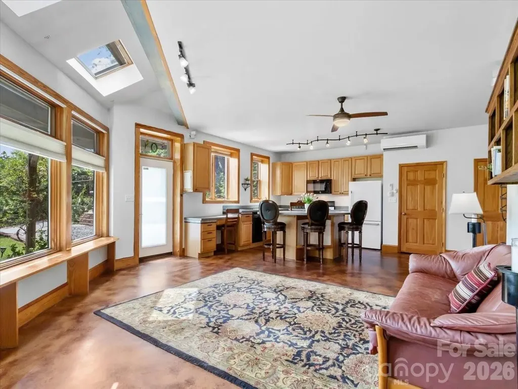 96 Woodrow Avenue Asheville NC 28801