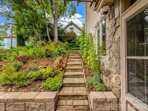 96 Woodrow Avenue Asheville NC 28801