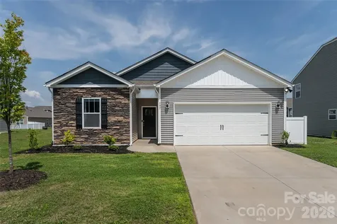 197 Wheatfield Road Fletcher NC 28732