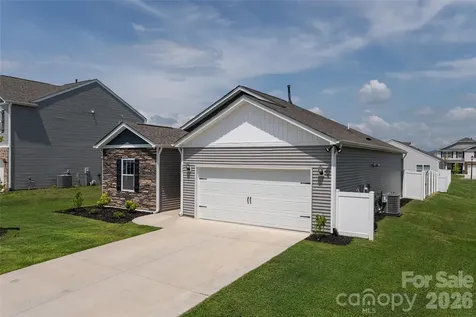 197 Wheatfield Road Fletcher NC 28732