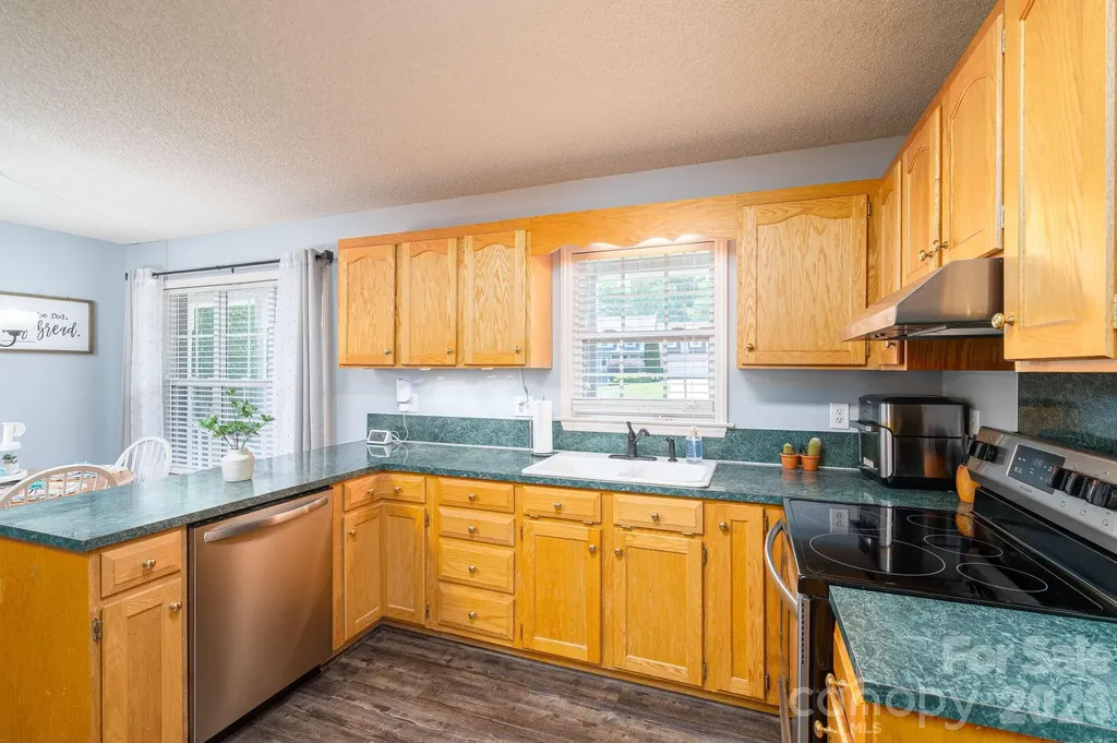 2524 Old Pond Drive Lincolnton NC 28092