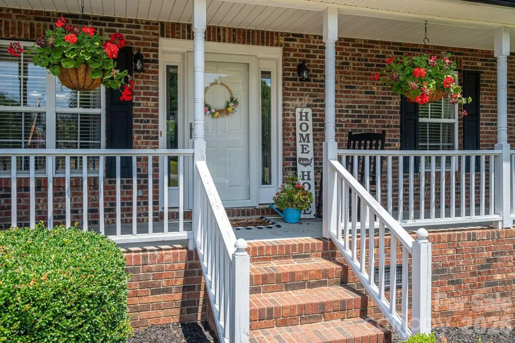 2524 Old Pond Drive Lincolnton NC 28092