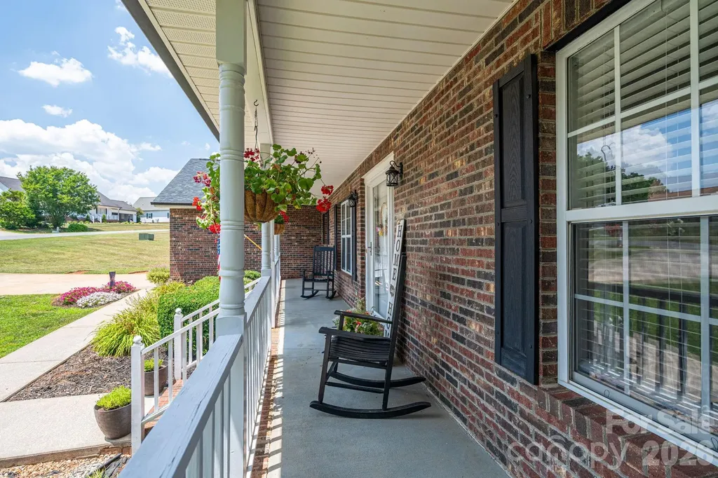 2524 Old Pond Drive Lincolnton NC 28092