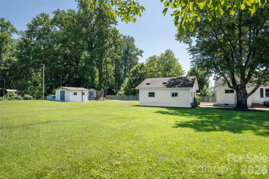 419 Big Bend Road Brevard NC 28712