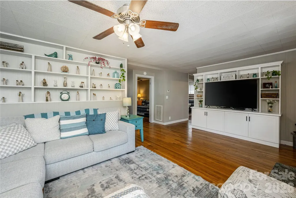419 Big Bend Road Brevard NC 28712