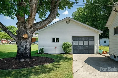 419 Big Bend Road Brevard NC 28712