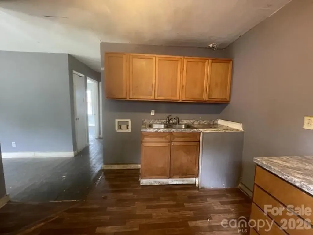2600 Remington Street Charlotte NC 28216