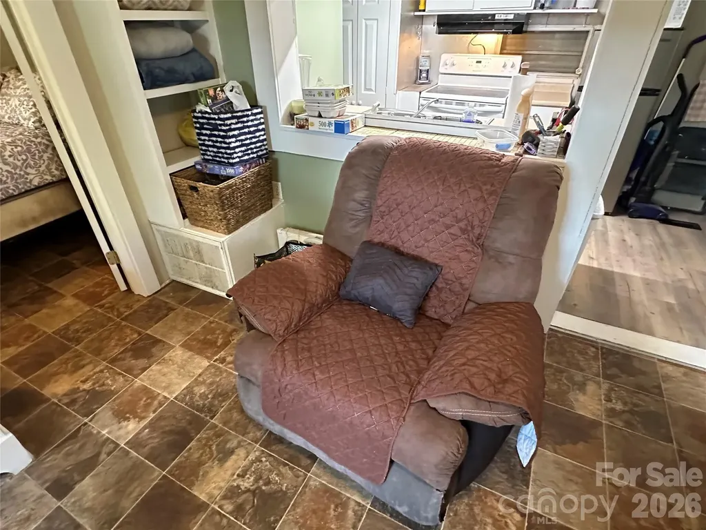 162 Clubhouse Drive New London NC 28127