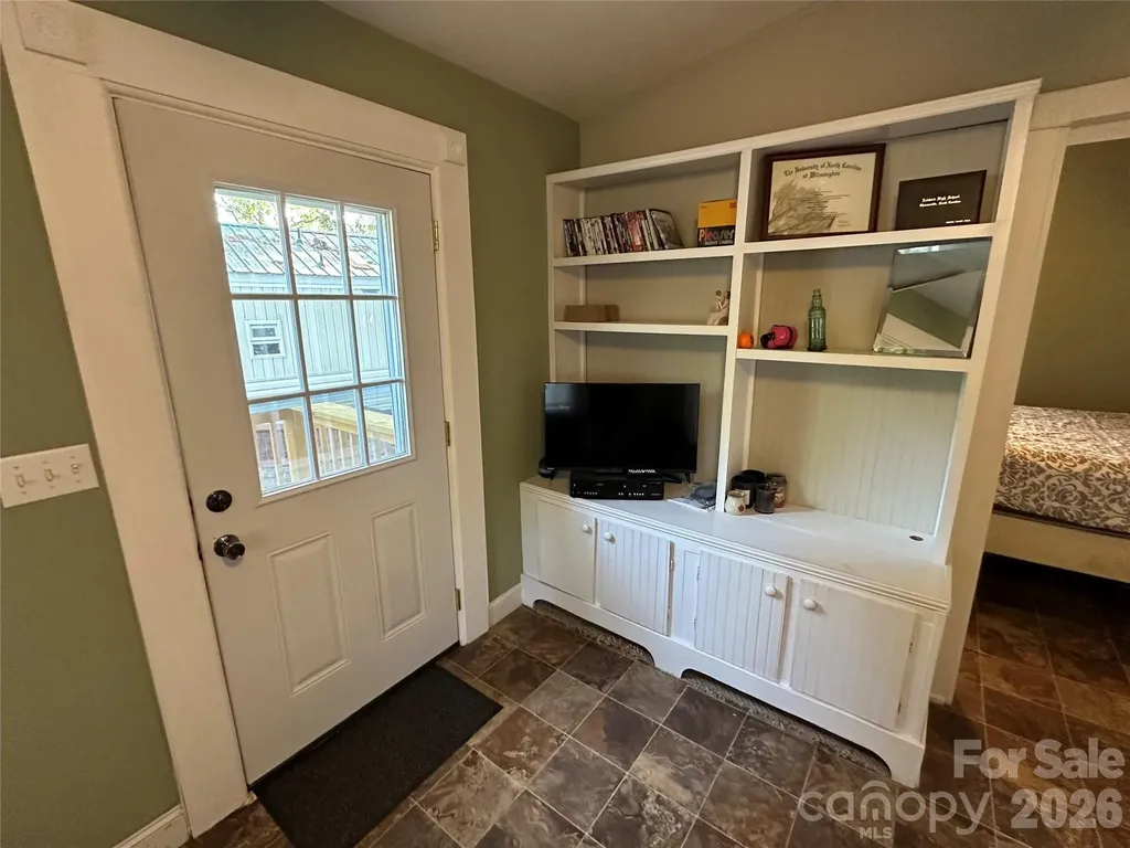 162 Clubhouse Drive New London NC 28127