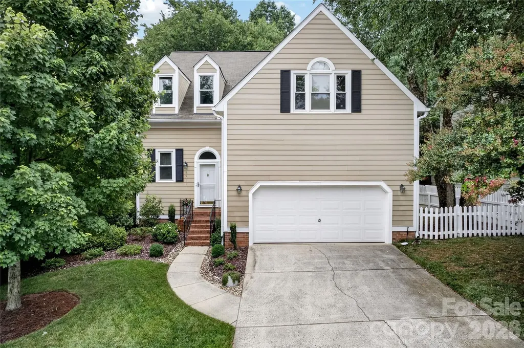 5911 Chalyce Lane Charlotte NC 28270