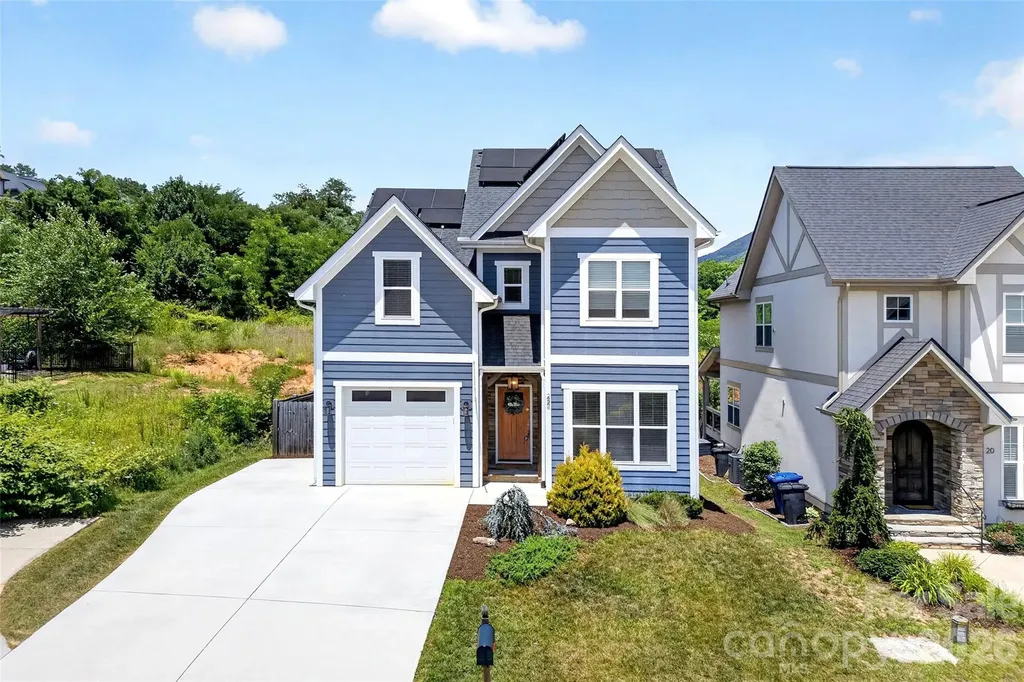 22 Tudor Way Black Mountain NC 28711