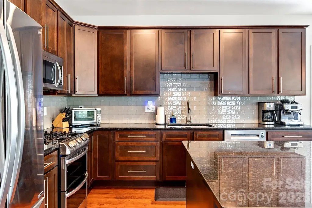 22 Tudor Way Black Mountain NC 28711
