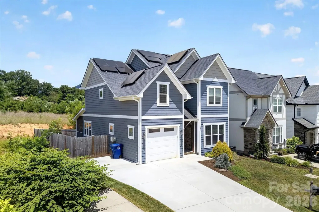 22 Tudor Way Black Mountain NC 28711