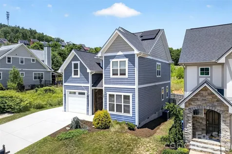 22 Tudor Way Black Mountain NC 28711