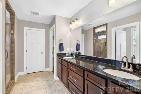 22 Tudor Way Black Mountain NC 28711