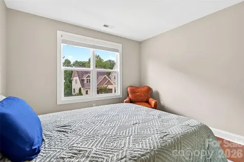 22 Tudor Way Black Mountain NC 28711