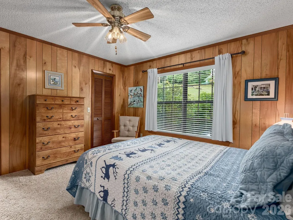 85 Hillcrest Road Maggie Valley NC 28751