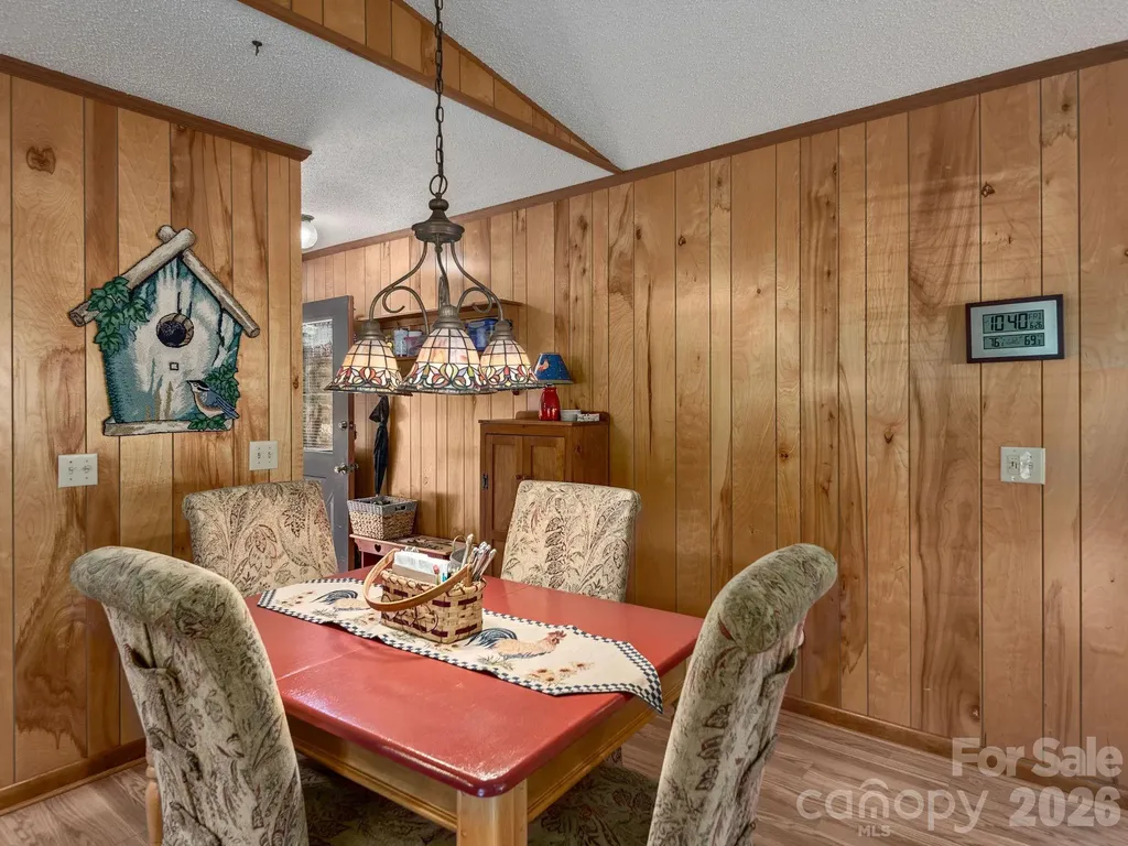 85 Hillcrest Road Maggie Valley NC 28751