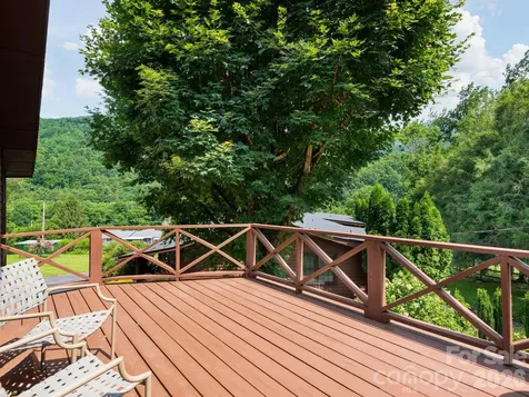 85 Hillcrest Road Maggie Valley NC 28751
