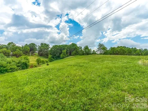 99999 Sprouse Town Road Weaverville NC 28787
