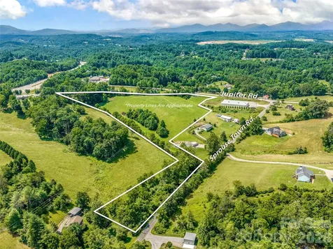 99999 Sprouse Town Road Weaverville NC 28787