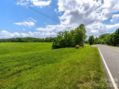 99999 Sprouse Town Road Weaverville NC 28787