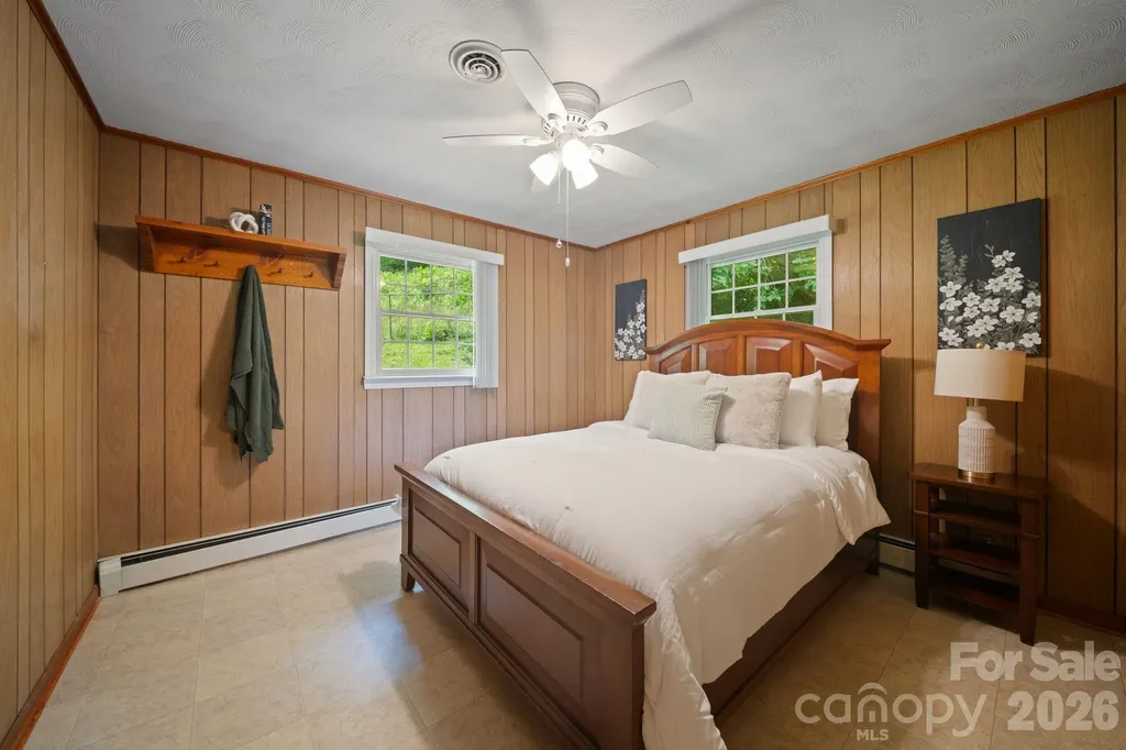 528 Baccus Siding Road Green Mountain NC 28740