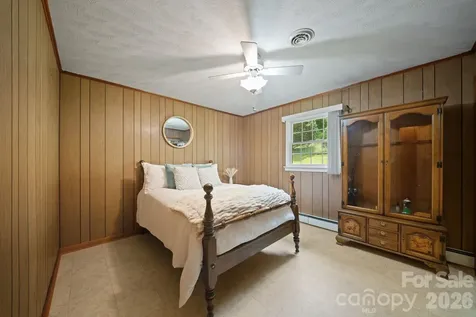 528 Baccus Siding Road Green Mountain NC 28740