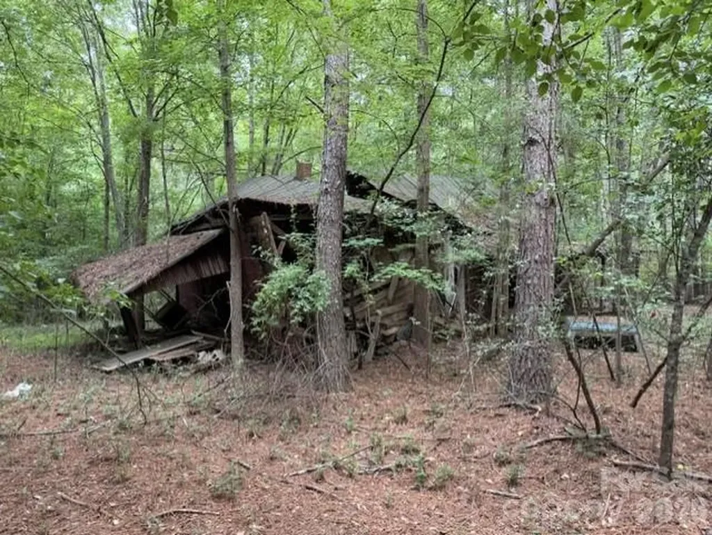 1100 Blacksburg Road Grover NC 28073