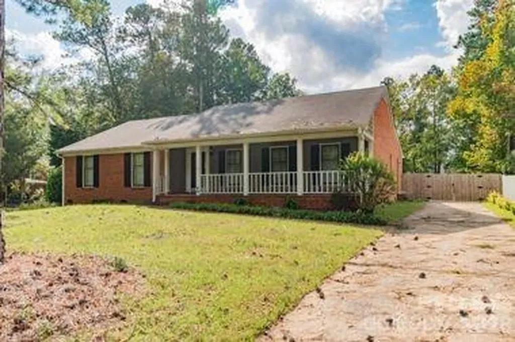7115 Powder Mill Place Charlotte NC 28277