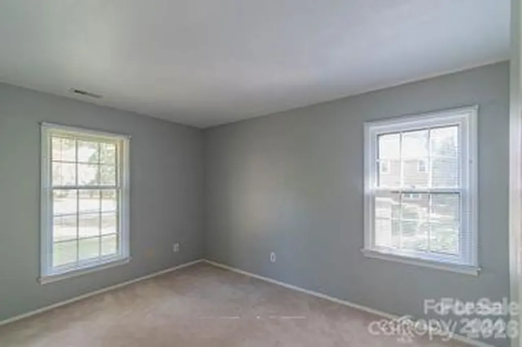 7115 Powder Mill Place Charlotte NC 28277