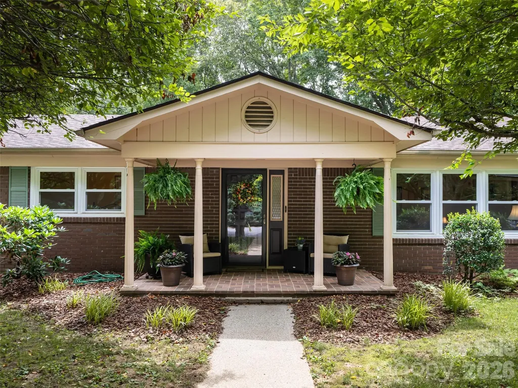 29 Jean Drive Asheville NC 28803