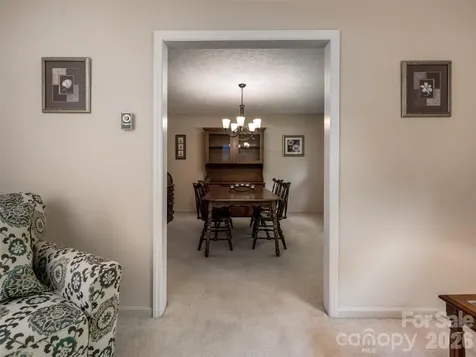 29 Jean Drive Asheville NC 28803