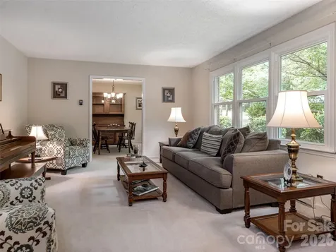 29 Jean Drive Asheville NC 28803