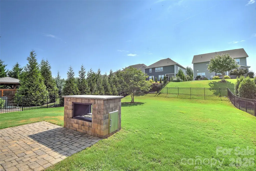 1036 Easley Street Waxhaw NC 28173