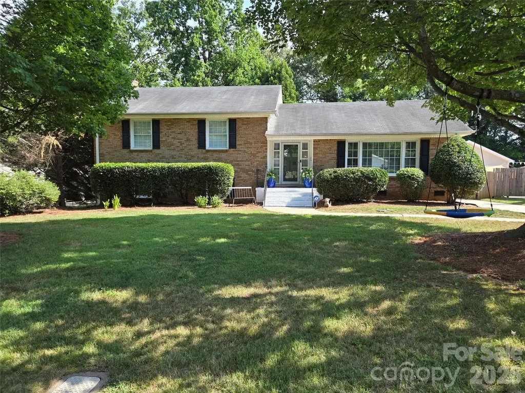1730 Delchester Drive Charlotte NC 28210