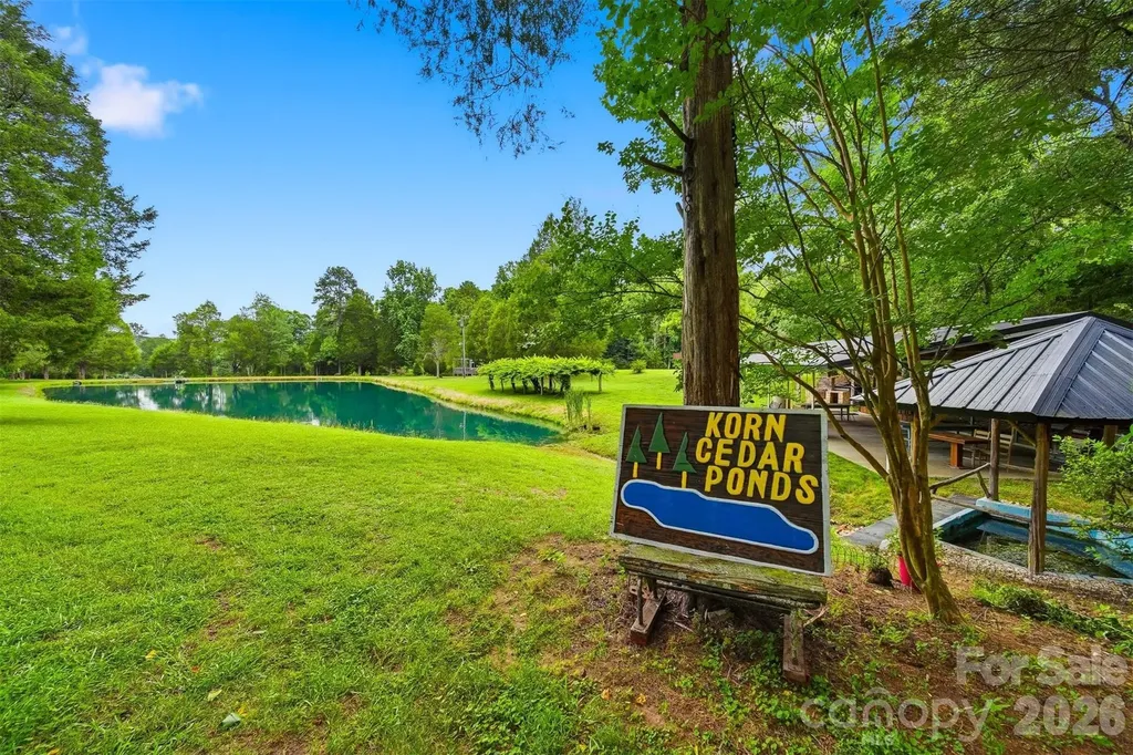 1915 Cedar Pond Road Catawba NC 28609