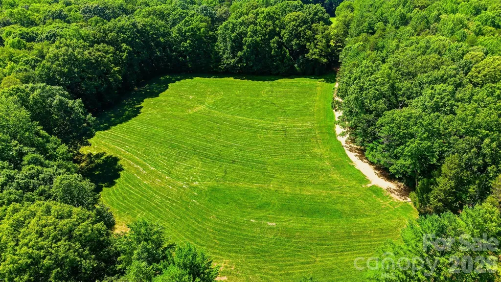 1915 Cedar Pond Road Catawba NC 28609