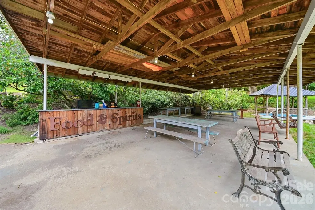 1915 Cedar Pond Road Catawba NC 28609