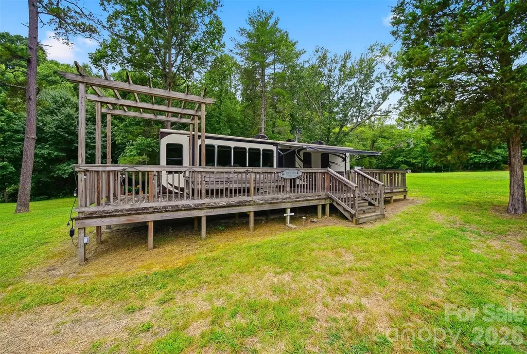 1915 Cedar Pond Road Catawba NC 28609