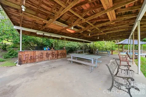 1915 Cedar Pond Road Catawba NC 28609