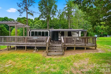 1915 Cedar Pond Road Catawba NC 28609