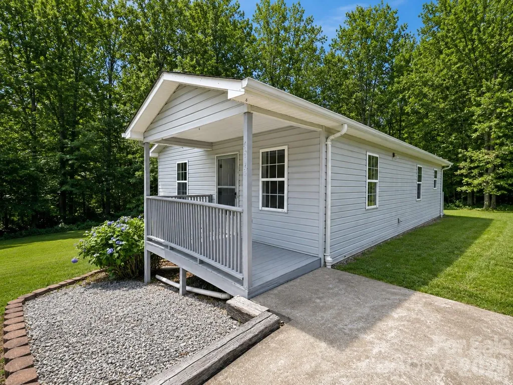 4843 Mayfield Drive Granite Falls NC 28630