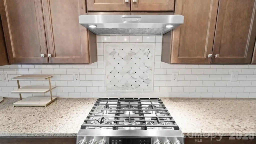 261 Stone Mountain Way Denver NC 28037