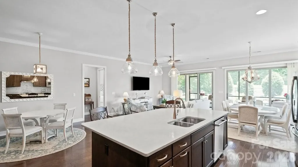 261 Stone Mountain Way Denver NC 28037