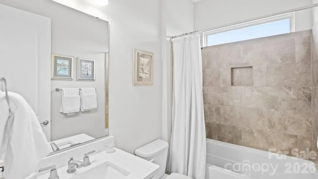 261 Stone Mountain Way Denver NC 28037